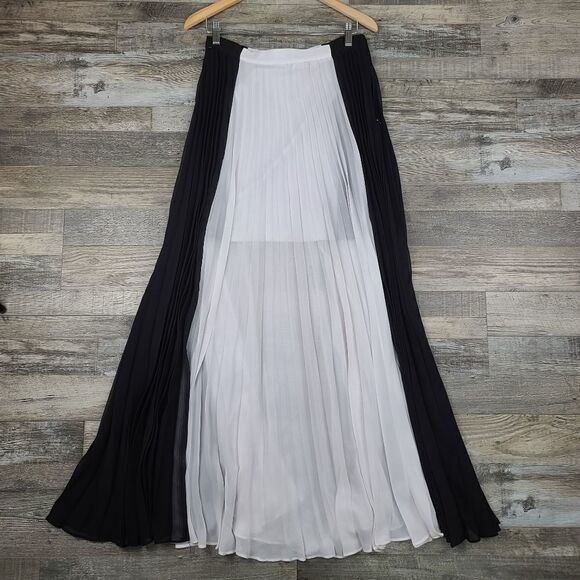 Bebe Pleated Colorblock Maxi Skirt size S - Picture 2 of 7